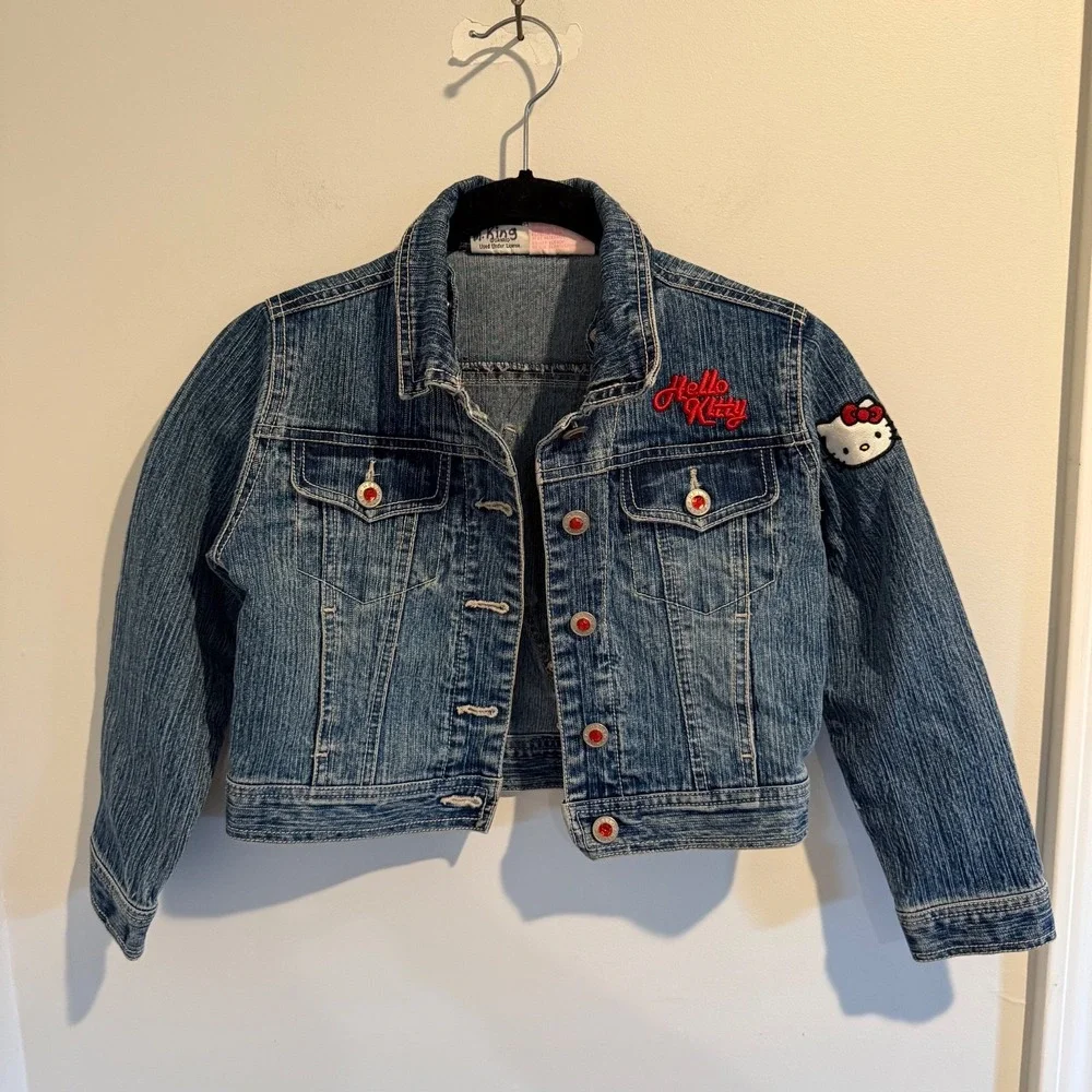 Sanrio Hello‎ Kitty embroidered kids M 5-6 Patches Jean Jacket